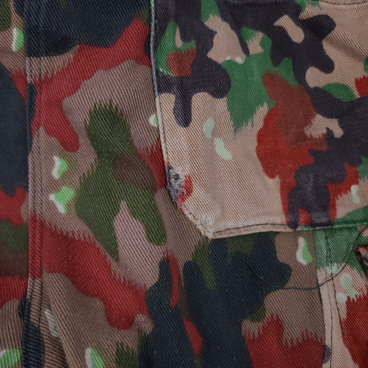 Vintage Swiss Army Alpenflage Camo M70 Combat Pants
