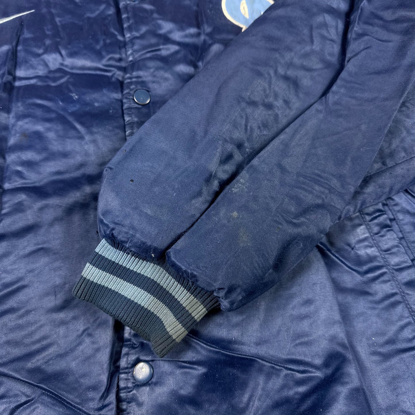 Vintage University of North Carolina Jacket Nike (Distressed)