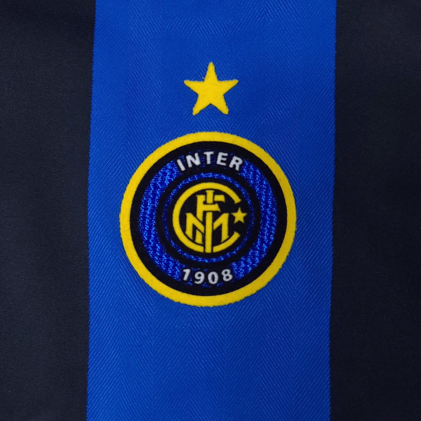 Vintage Deadstock Nike Inter Milan 2005-06 Home Soccer Jersey (New with Tags)