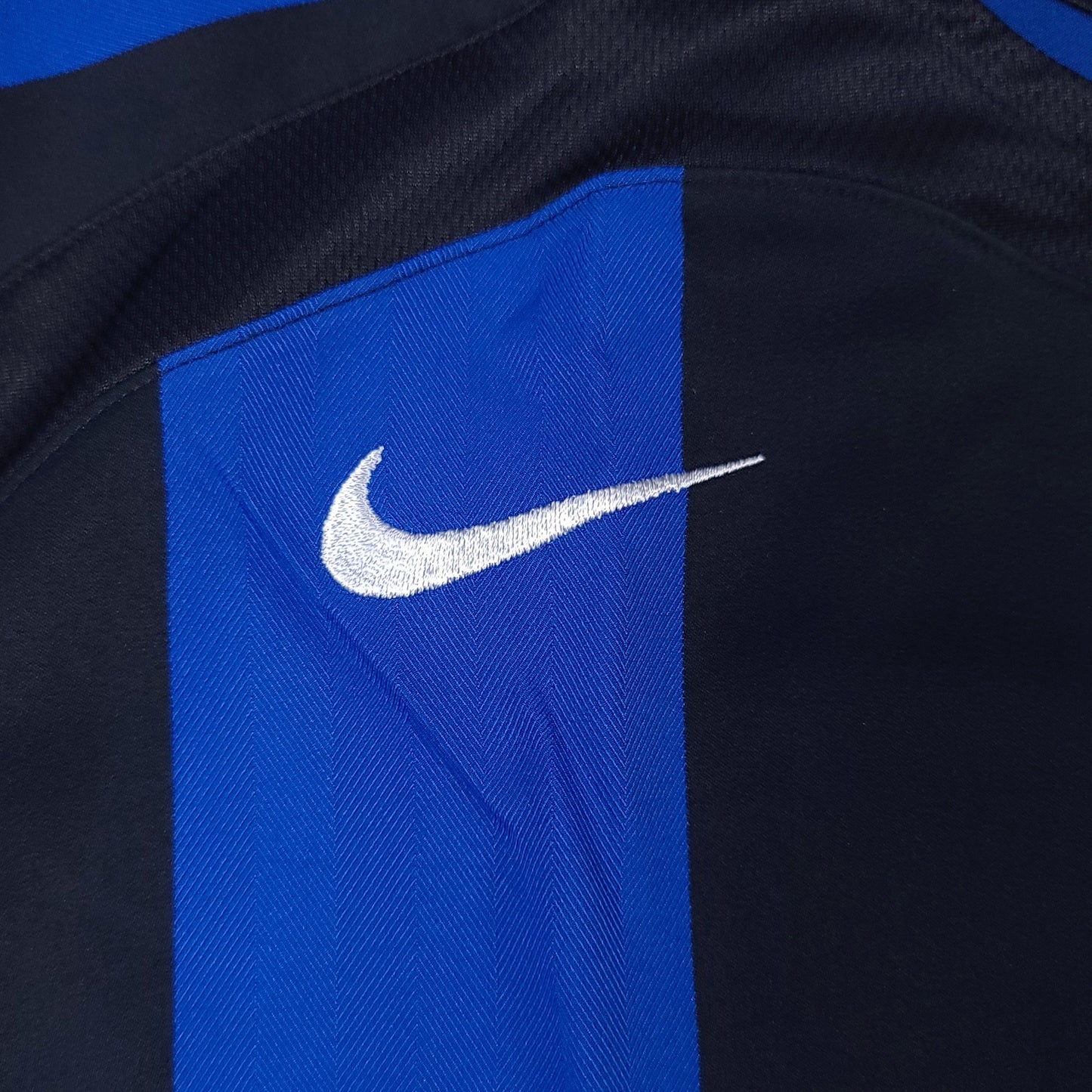 Vintage Deadstock Nike Inter Milan 2005-06 Home Soccer Jersey (New with Tags)