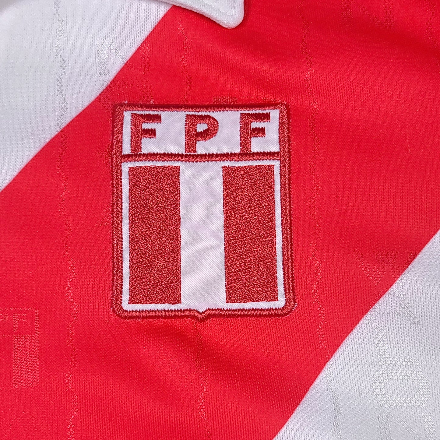 Vintage Peru 2002 Walon Soccer Jersey