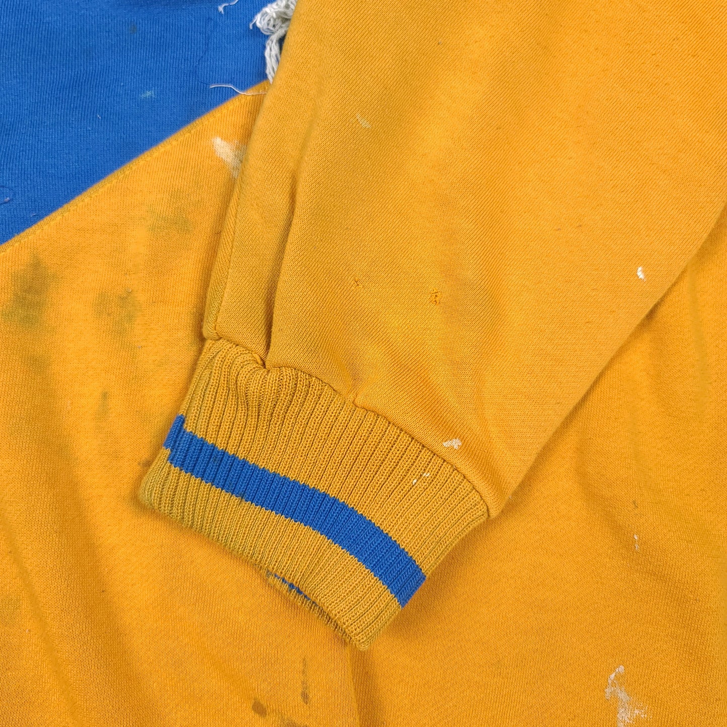 Vintage University of Kentucky Wildcats Blue Yellow Colorblock Sweatshirt (Thrashed)