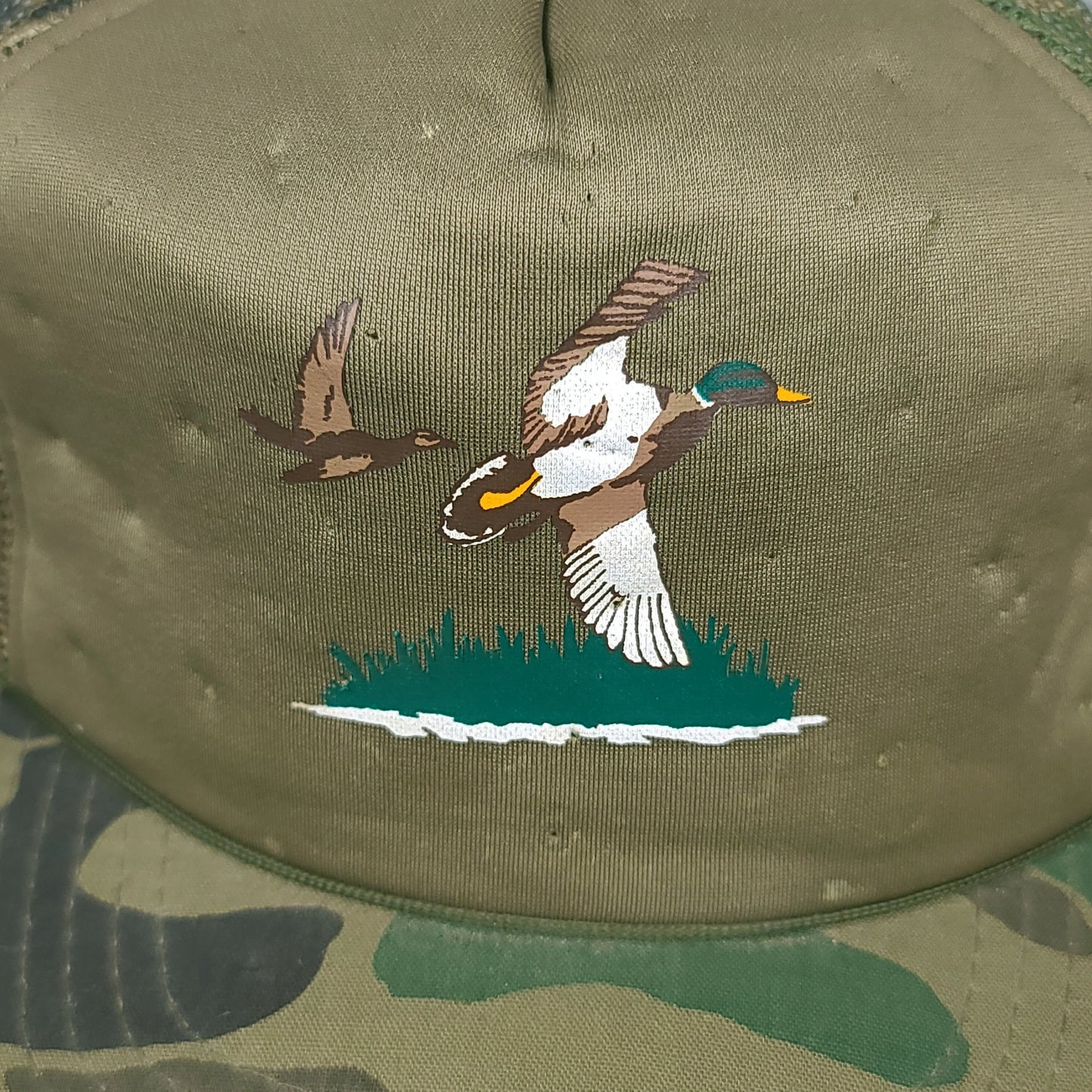 Vintage Ducks Camouflage Hunting Trucker Hat