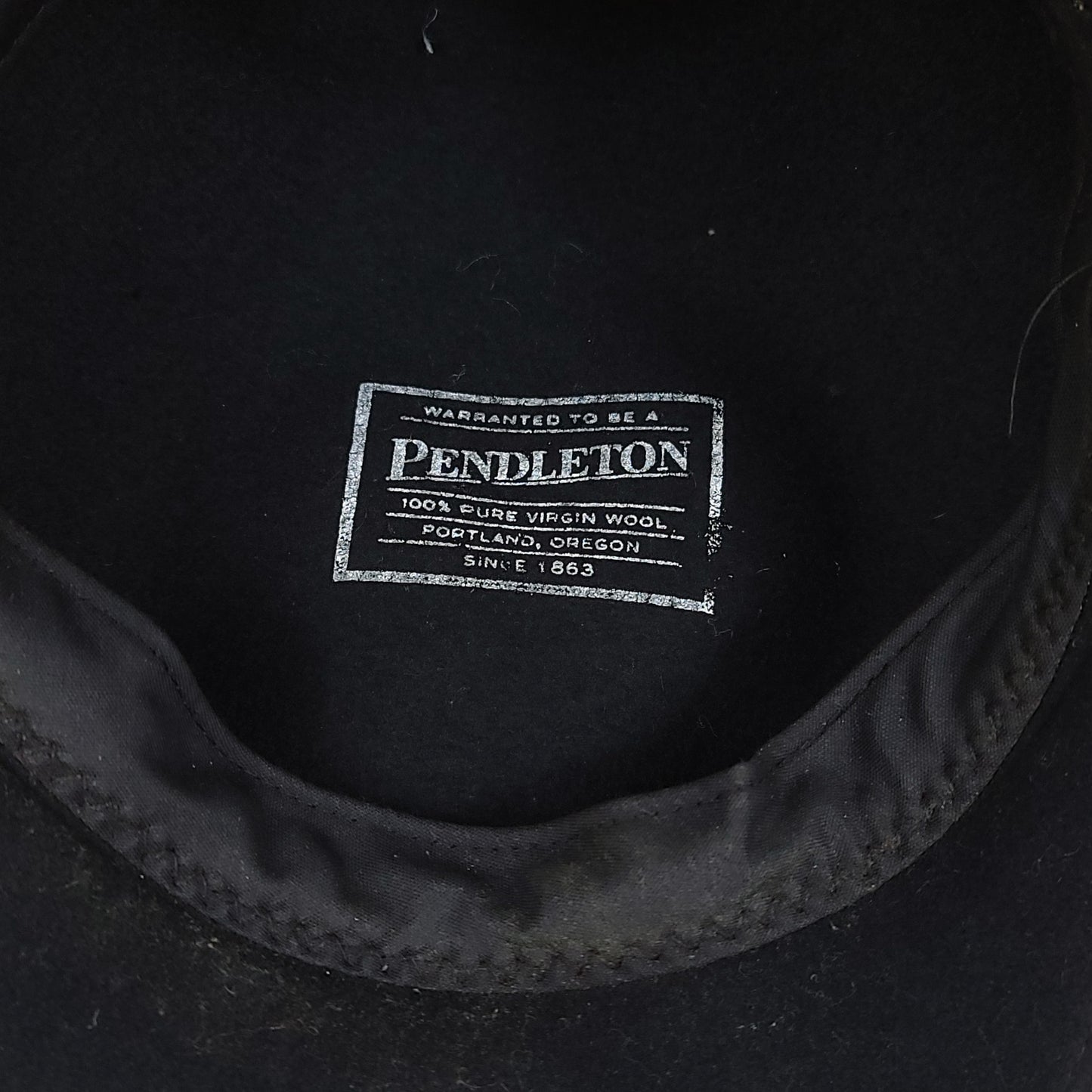 Pendleton Black Wool Beret