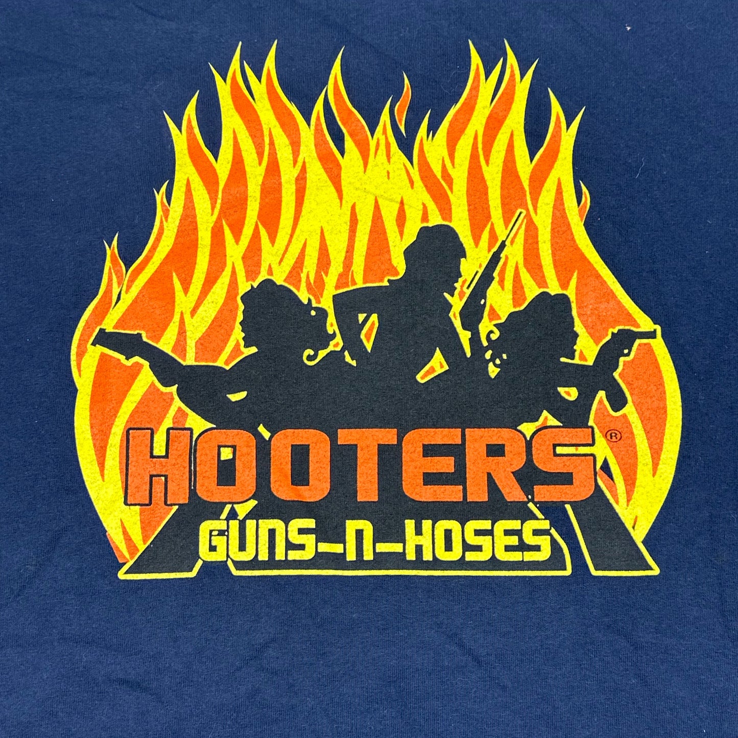 Vintage Hooters Guns n Hoses Indianapolis Navy Blue Tee