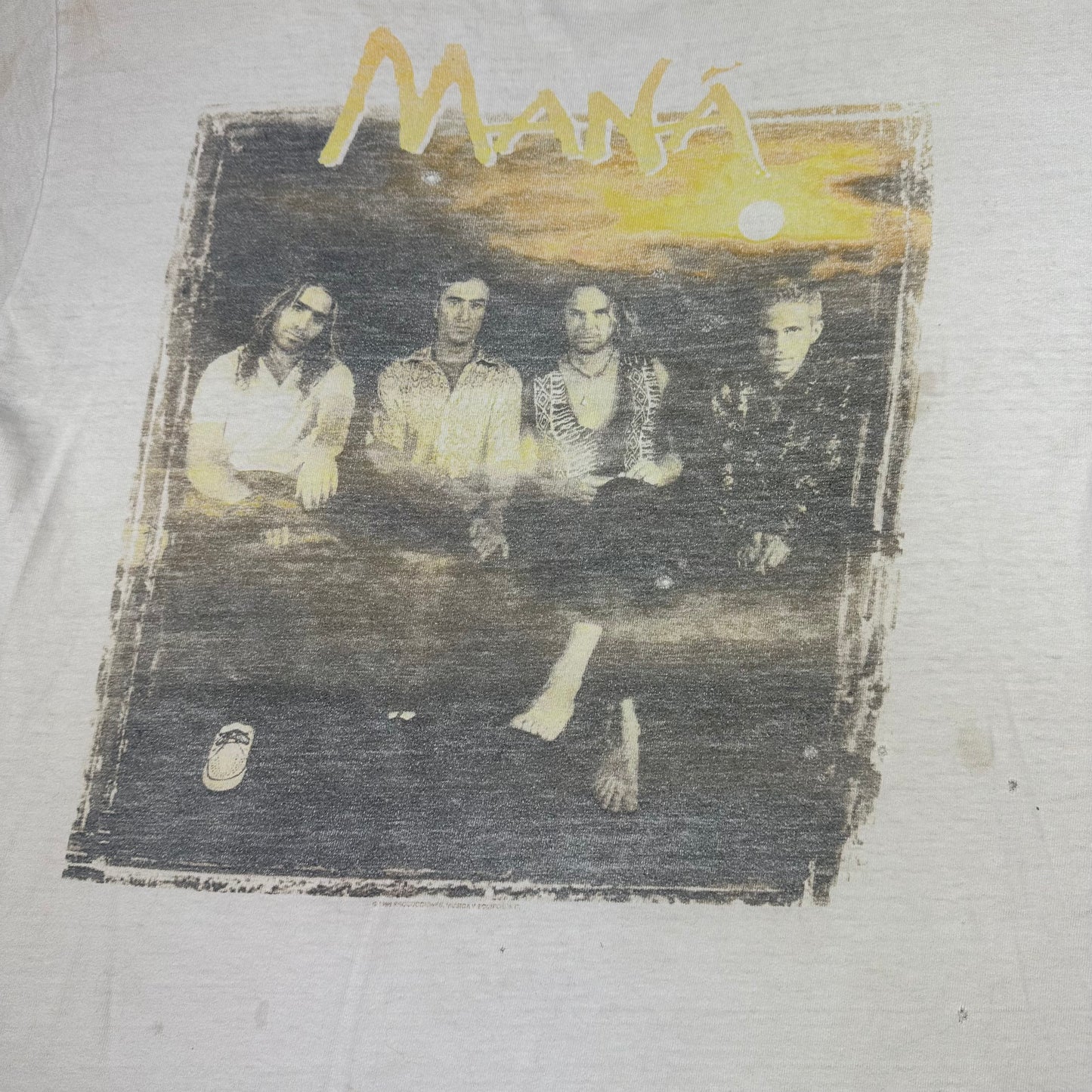 Vintage Maná White Tee (Distressed)