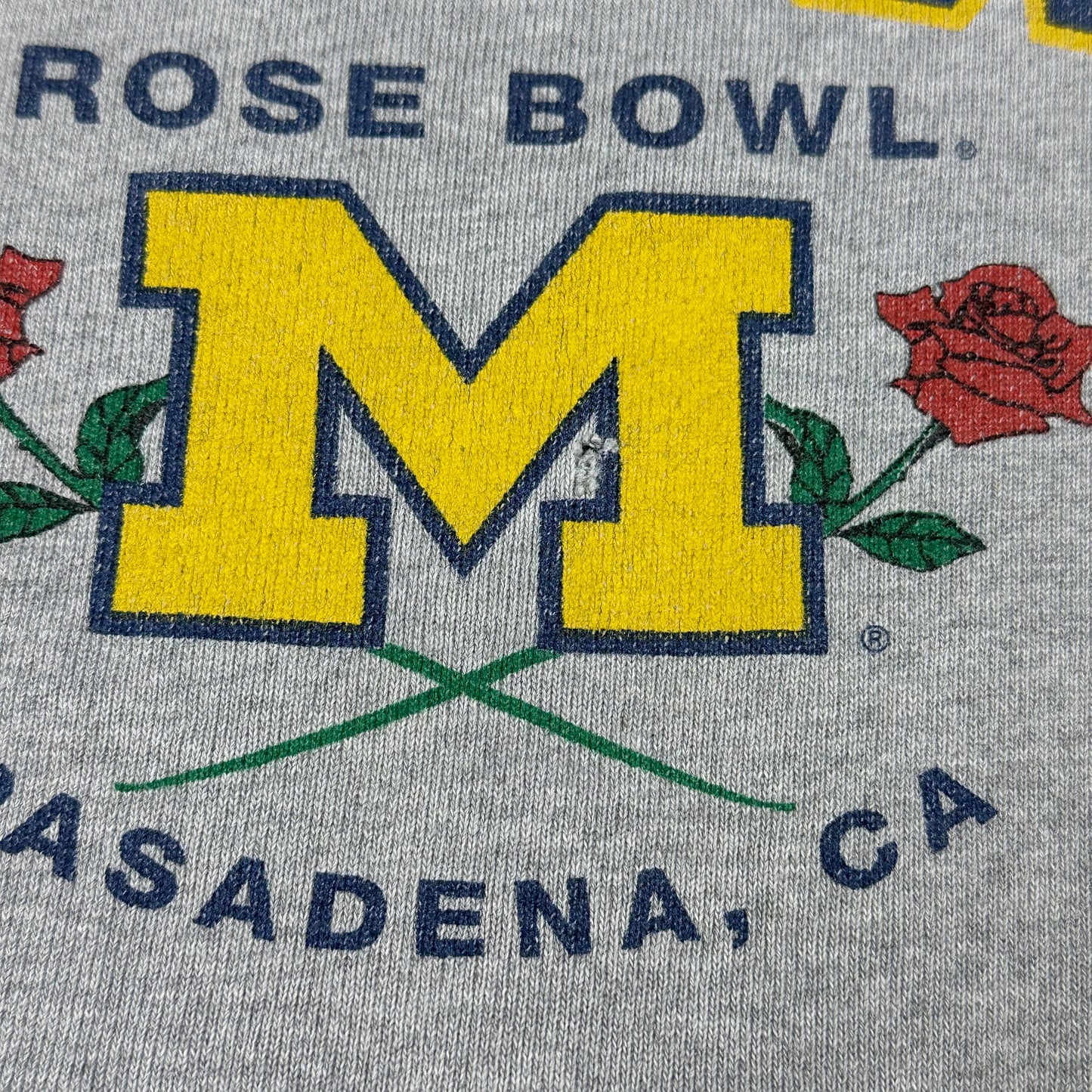 Vintage University of Michigan Gray 1998 Rose Bowl Champion Sweatshirt